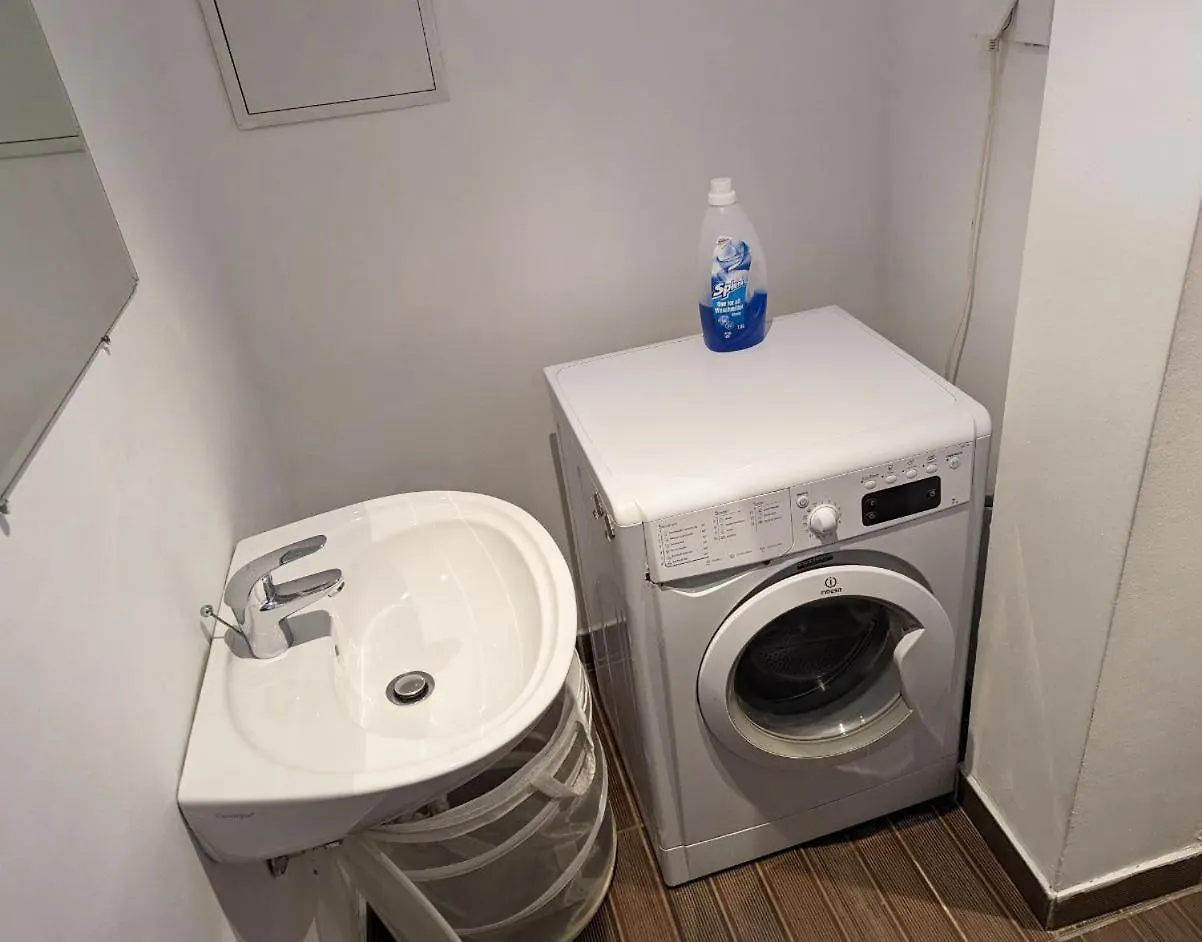 Close To Schoenbrunn Apartments - Contactless 24H Check-In Vienna Austria